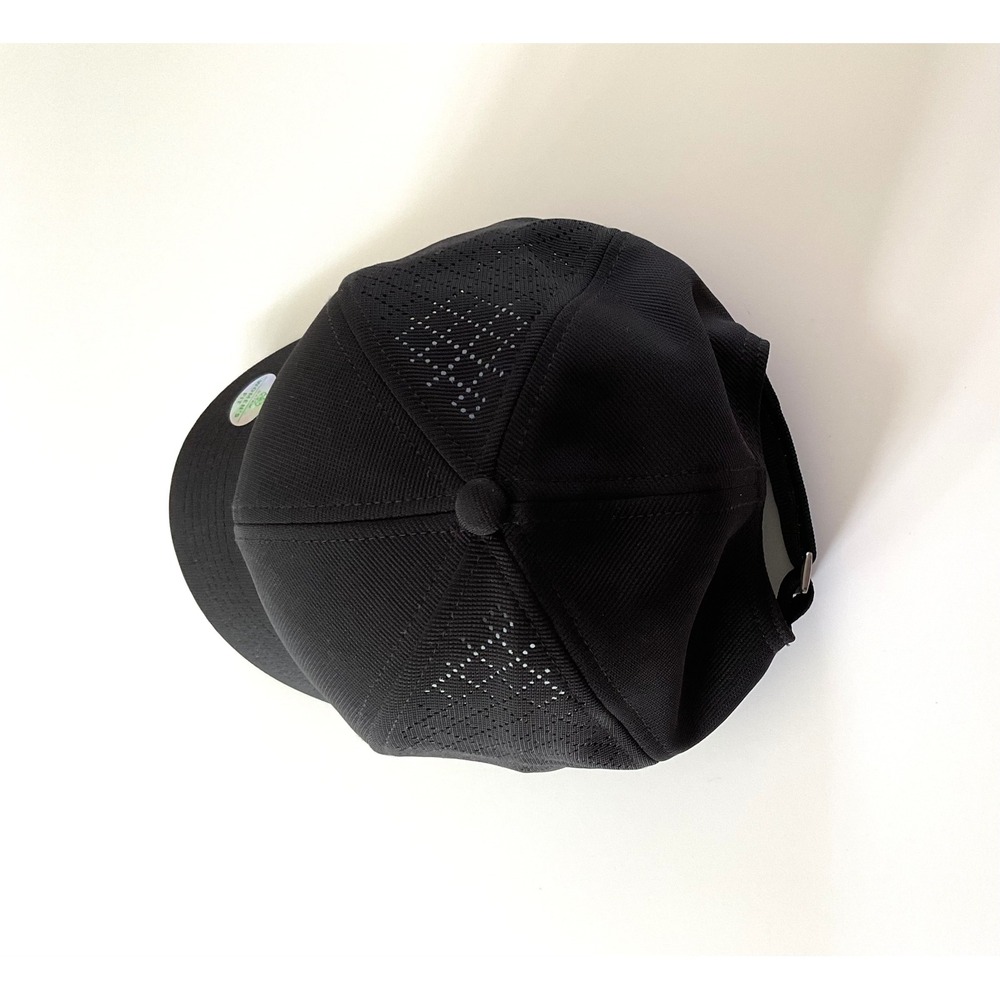 Gaiam Women's Wander Breathable Geo Black Hat w/ Adjustable Strap One Size - Picture 4 of 7